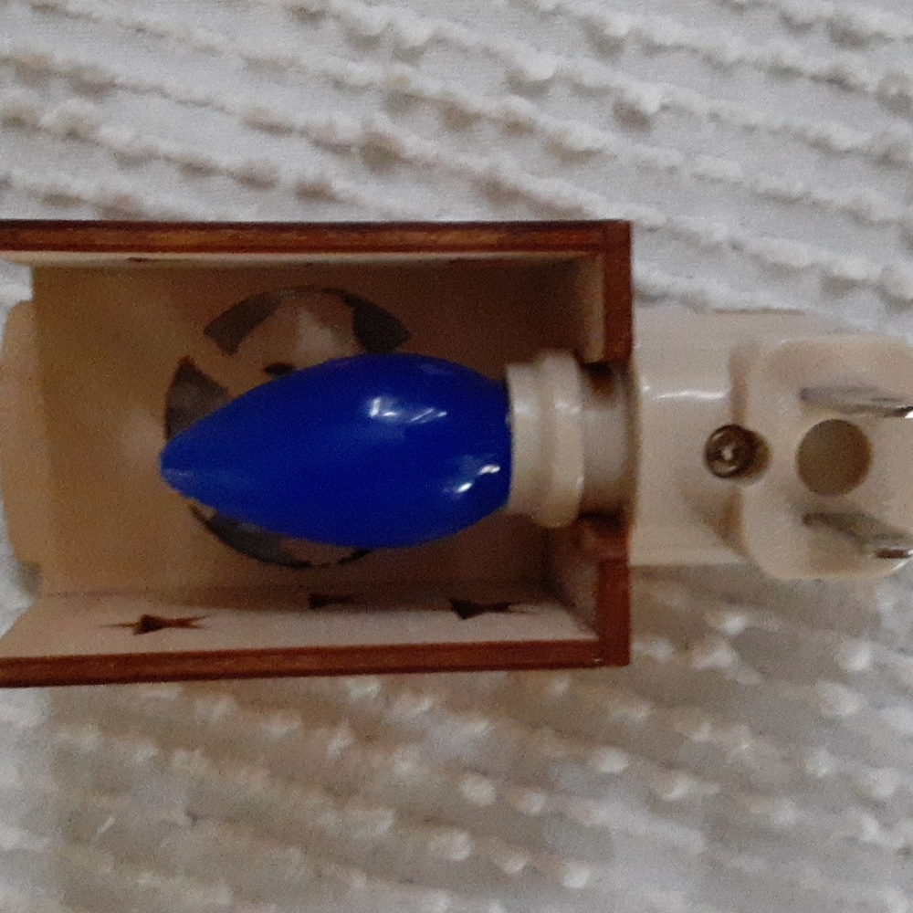 Awesome Picses nightlight. - Picture 4 of 7